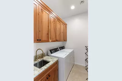 2360 W Chardonnay Ln, Saint George, UT 84770 - Photo 35