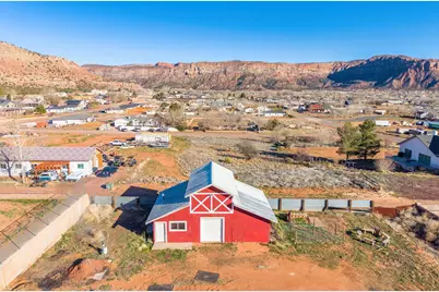 640 N Juniper St, Hildale, UT 84784 - Photo 97