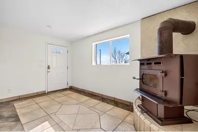 640 N Juniper St, Hildale, UT 84784 - Photo 39