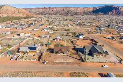 640 N Juniper St, Hildale, UT 84784 - Photo 81