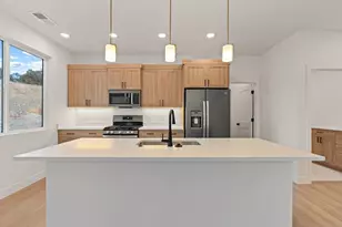 3318 W Sun Circle, Cedar City, UT 84720 - Photo 11