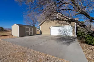 875 Country Ln, Santa Clara, UT 84765 - Photo 15
