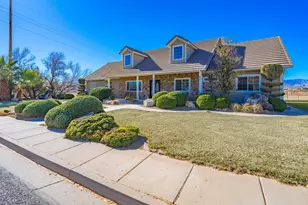 875 Country Ln, Santa Clara, UT 84765 - Photo 11