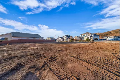 1290 E Royal Sunset Rd, Washington, UT 84780 - Photo 9