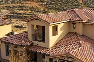 385 E Entrada Dr, Virgin, UT 84779 - Photo 3