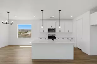 324 N Rhyolite Dr, Hurricane, UT 84737 - Photo 11