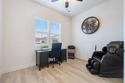 660 W Emerald Point Dr, Saint George, UT 84790 - Photo 9