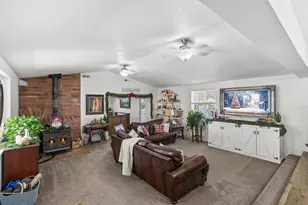 1217 W Topaz Rd, Saint George, UT 84770 - Photo 15