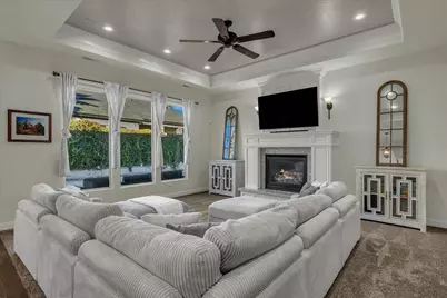 2451 E Lagrasse Cir, Saint George, UT 84790 - Photo 13