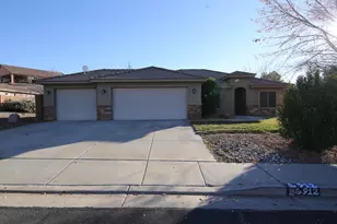 912 N Rolling Hills Rd, Washington, UT 84780 - Photo 1