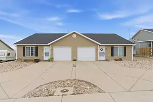 577-593 E Nichlos Canyon Rd, Cedar City, UT 84721 - Photo 7