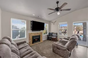 751 E Majestic Dr, Washington, UT 84780 - Photo 9