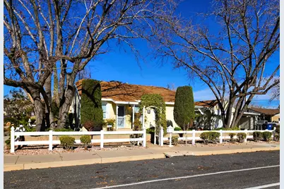 105 E 300 S, Saint George, UT 84770 - Photo 1