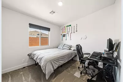 2036 E Yant Flat Dr, Saint George, UT 84790 - Photo 13