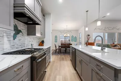 4774 W 3080 S, Hurricane, UT 84737 - Photo 9