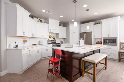 1212 E Gordon Ln, Washington, UT 84780 - Photo 17