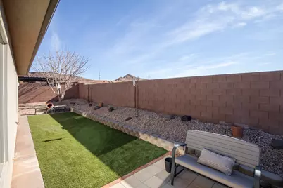 1212 E Gordon Ln, Washington, UT 84780 - Photo 33