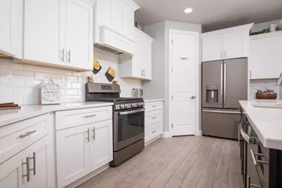 1212 E Gordon Ln, Washington, UT 84780 - Photo 19