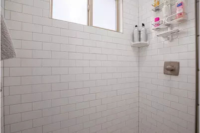 1212 E Gordon Ln, Washington, UT 84780 - Photo 9