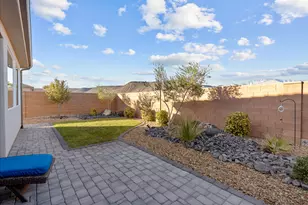 2046 N Vista Springs Dr, Washington, UT 84780 - Photo 39