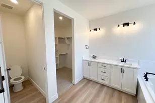 2403 E Sunflower Dr Dr, Eagle Mountain, UT 84005 - Photo 17