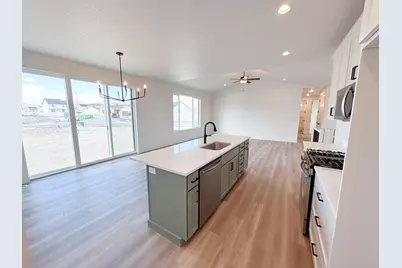 2403 E Sunflower Drive Dr #449, Eagle Mountain, UT 84005 - Photo 13