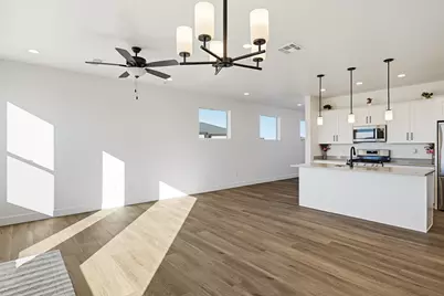 4889 N Springfield Cir, Enoch, UT 84721 - Photo 13