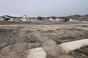 2323 E Sunflower Dr Dr, Eagle Mountain, UT 84005 - Photo 3