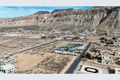 1310 W 4370 S, Hurricane, UT 84737 - Photo 5