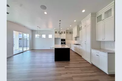445 W Rosina Cir, Washington, UT 84780 - Photo 13