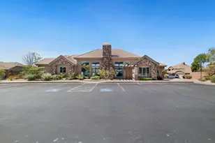 2076 N Doral Ct, Washington, UT 84780 - Photo 39