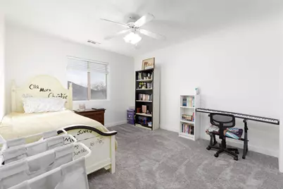 584 E Meadow Ln, Washington, UT 84780 - Photo 31