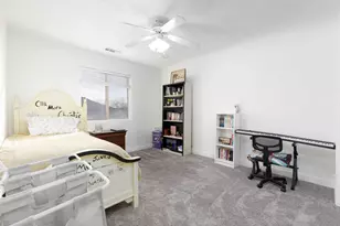 584 E Meadow Ln, Washington, UT 84780 - Photo 31