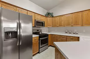 426 S Coyote Way, Ivins, UT 84738 - Photo 11