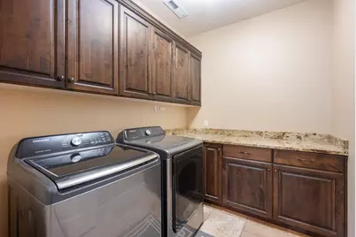 1752 S 2760 E Cir, Saint George, UT 84790 - Photo 23