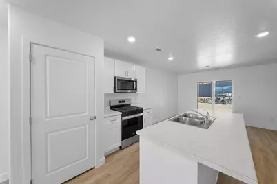 1927 Queens Garden Dr, Washington, UT 84780 - Photo 11