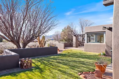 1063 W Wind Dancer Ct, Ivins, UT 84738 - Photo 37