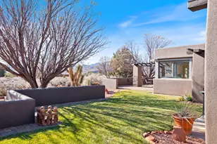 1063 W Wind Dancer Ct, Ivins, UT 84738 - Photo 37