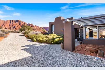 1063 W Wind Dancer Ct, Ivins, UT 84738 - Photo 5