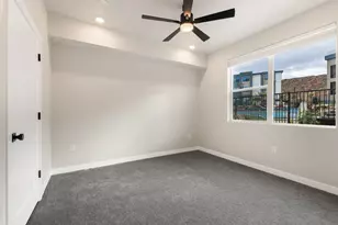 206 N Chaparral Dr, Hurricane, UT 84737 - Photo 9