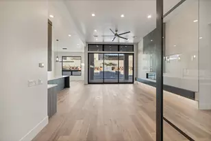 697 E Coral Autumn Ln, Ivins, UT 84738 - Photo 7