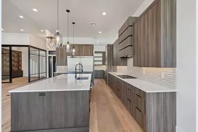 697 E Coral Autumn Ln, Ivins, UT 84738 - Photo 15