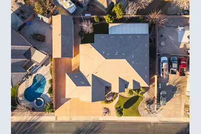 345 E 1575 S, Washington, UT 84780 - Photo 51