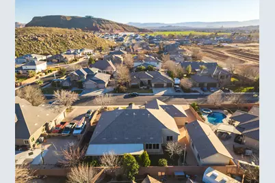 345 E 1575 S, Washington, UT 84780 - Photo 55