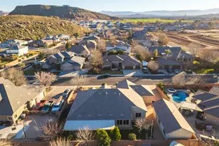 345 E 1575 S, Washington, UT 84780 - Photo 55