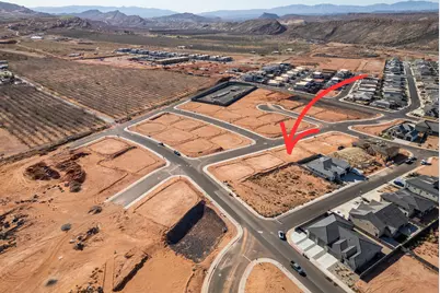 5008 W 2040 S, Hurricane, UT 84737 - Photo 1