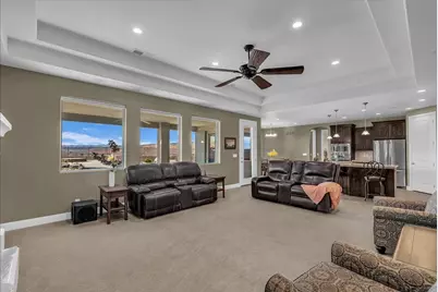 811 N Crown King Ave, Washington, UT 84780 - Photo 5