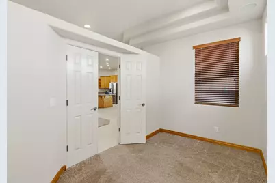 720 E Meadow Ln, Washington, UT 84780 - Photo 13