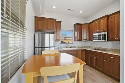 720 E Meadow Ln, Washington, UT 84780 - Photo 29