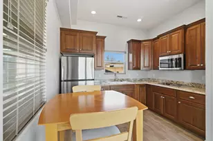 720 E Meadow Ln, Washington, UT 84780 - Photo 29